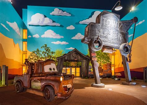 Art of Animation Cars 的图像结果