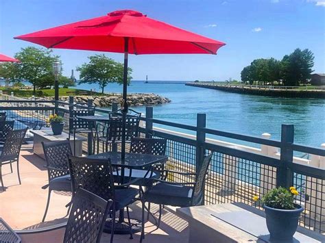 THE HARBORVIEW (Port Washington) - Hotel Reviews, Photos, Rate ...