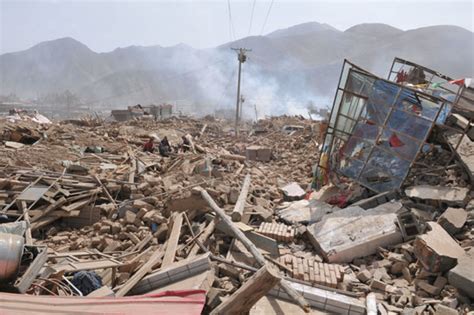 中国青海省で地震（写真集）_japanese.china.org.cn