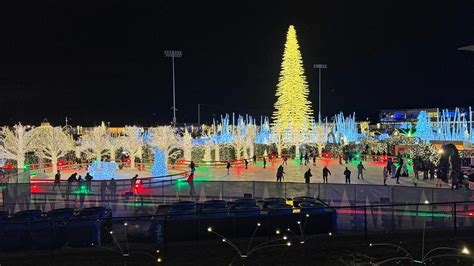 SnowGlobe Milwaukee holiday festival in Franklin: What to know