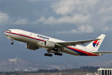The Hunt for Missing Malaysia Flight 370 Is Back On. Here's Why It ...