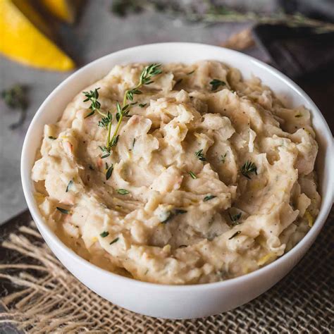 Lemon and Thyme White Bean Mash - Healthy 5-Minute Side Dish!