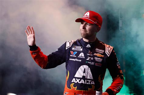 NASCAR Cup Series at Phoenix: Starting lineup, TV schedule for today's race