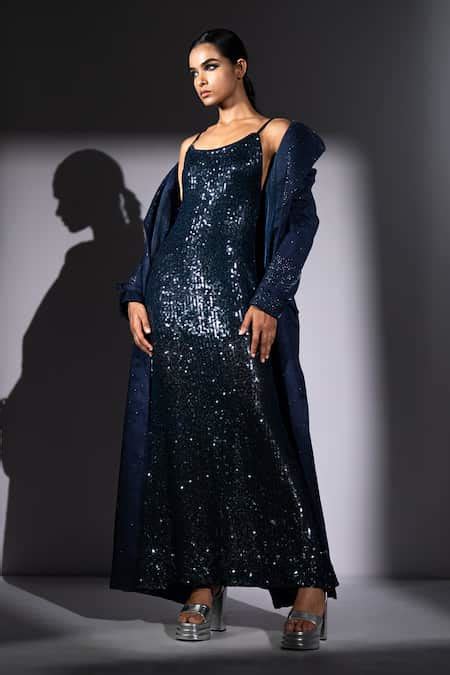 Nikita Mhaisalkar | Designer Sarees, Gowns, Lehengas | Aza Fashions