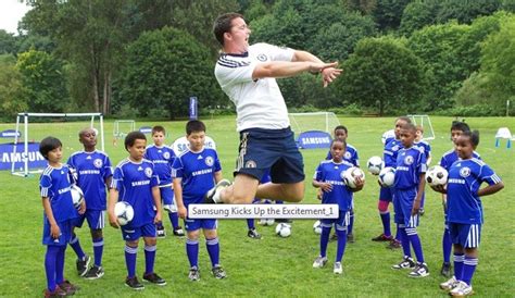 Samsung Launches Chelsea FC Youth Football Camp in US - IBTimes India