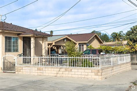 About Nyeland Acres | Schools, Demographics, Things to Do - Homes.com