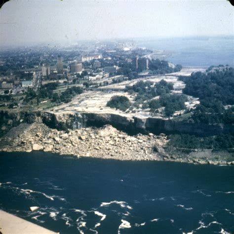 Niagara Falls Without Water