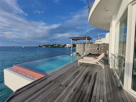 JUMEIRAH OLHAHALI ISLAND - Resort Reviews, Photos, Rate Comparison ...