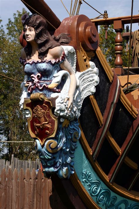ship's figurehead | Ship figurehead, Pirate ship, Pirates