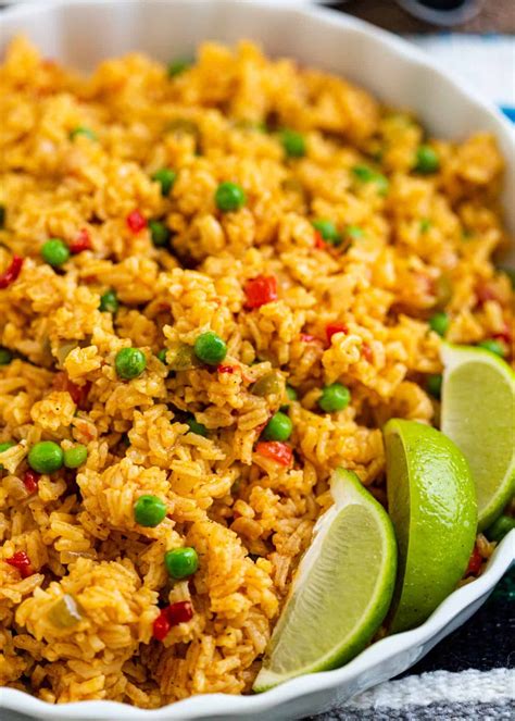 Easy yellow spanish rice with peas recipe – Artofit