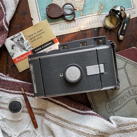Polaroid Model 150 Land Camera with Manual | Heritage Outfitters