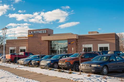 Track Record - Recently Closed Transactions | NNN Fitness