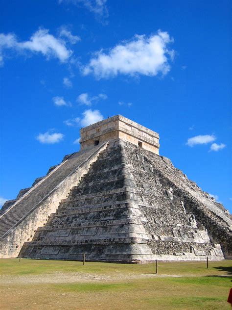 Image result for Pyramide 2000