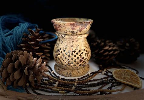 Купить Аромалампа для эфирных масел из камня 10х7.5х7.5 см Индия (арт ...
