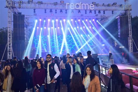 Saraswati Dental College and Hospital Lucknow Campus: Photos, Virtual Tour