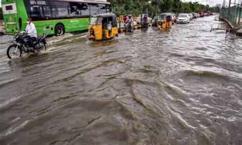 Hyderabad rains: Life paralyzed, roads flooded, motorbikes washed away