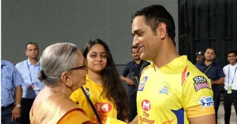 IPL 2019: CSK captain MS Dhoni makes special gesture for fan who was ...
