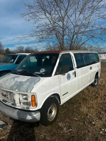 2000 GMC Savana | GovDeals
