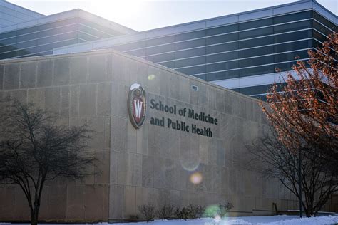 UW School of Medicine teaches firearm safety - The Badger Herald