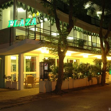 HOTEL PLAZA (Rimini/Rivazzurra) - B&B Reviews, Photos, Rate Comparison ...