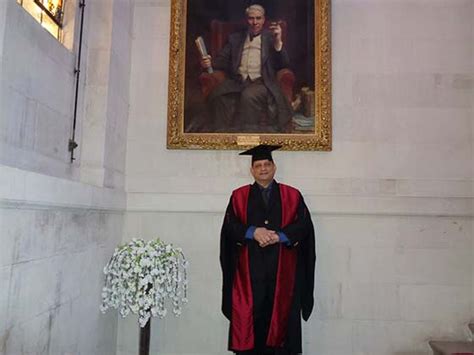 ENT surgeon Dr. Christopher de Souza Awarded Honorary (ad eundem) FRCS ...