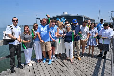 NYC Parks, Queens leaders celebrate reopening of revamped Bayside Marina – QNS