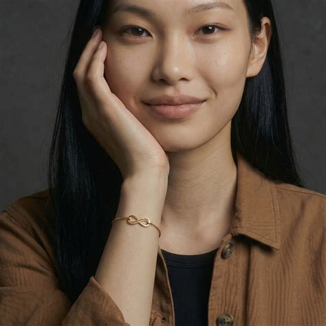Majestic Infinity Bracelet – PALMONAS