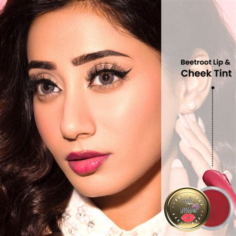 Minimal Makeup Look With A Lip & Cheek Tint