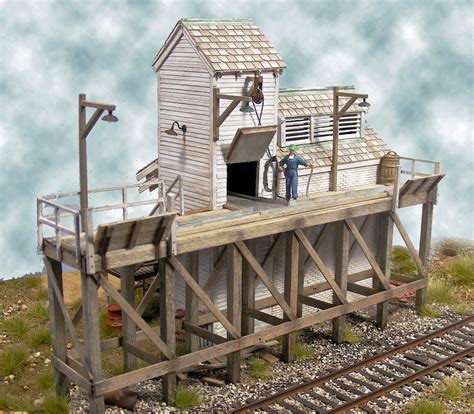 Bar Mills 0152 - The Ice House at Cranberry Yard - HO Scale Kit - Midwest Model Railroad