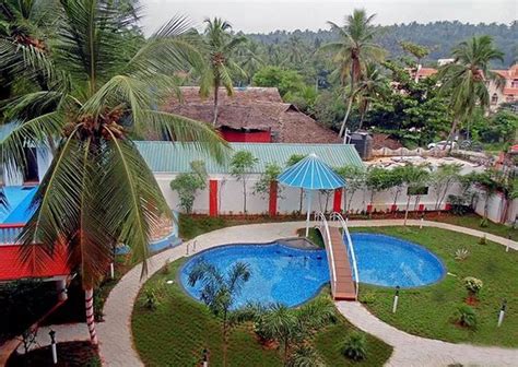 THE BYKE PUJA SAMUDRA PURE VEG (Kovalam, Kerala) - Hotel Reviews ...