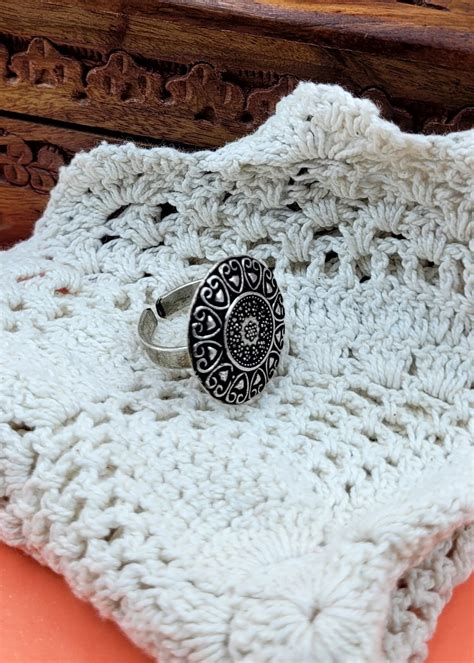 Adjustable Heart Designed Oxidized Finger Ring – zazyco