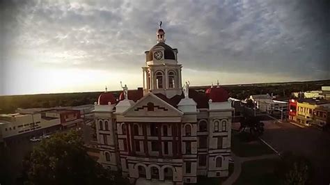 GATESVILLE TEXAS 52ND DISTRICT COURT HOUSE - YouTube