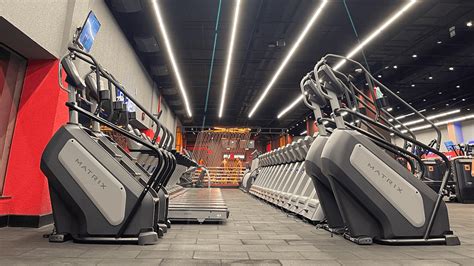 7 Ways To Use A StairMaster With Weights - Weight Loss Made Practical