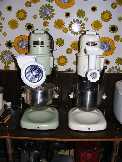 KitchenAid H-5 and Hobart 1909 prototype | The cream colored… | Flickr
