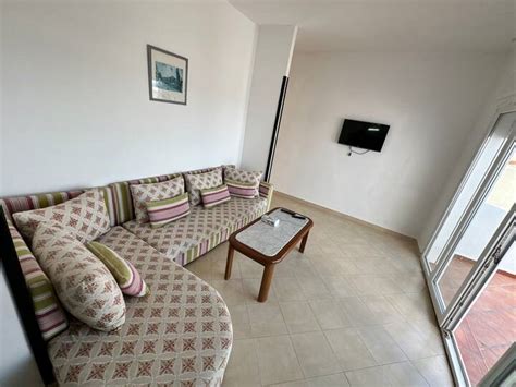 Apartment with excellent ocean views 12 - Apartments for Rent in Azla ...