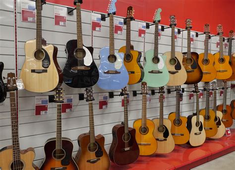 The 15 Best Acoustic Guitar Brands [2024] 🎸 - Guitar Brands