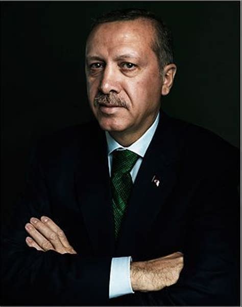 土耳其总理宣誓就任总统并指定外长为代总理|埃尔多安|土耳其|总统_新浪新闻