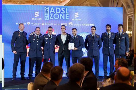 El 43 Grupo recibe el premio ADSL Zone 2025 a su labor en redes ...