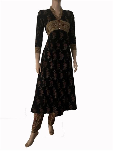 Ajrakh Cotton Collar neck Gathered Kurta with 3/4 Sleeves , Black, KA1 ...
