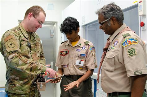 Scouts earn rare badge with help from AFTAC > Sixteenth Air Force (Air Forces Cyber) > Newsroom