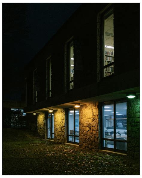 Comsewogue Public Library : r/longislandphotography