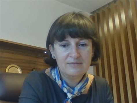 Prva dama Petrola: Vse je odvisno od rešitve zahtevka za povračilo ...