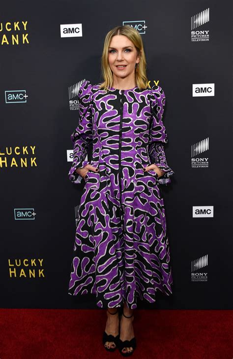 Rhea Seehorn's feet