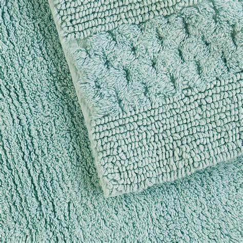Providence Reversible Sea Green Bath Rug, 20x30
