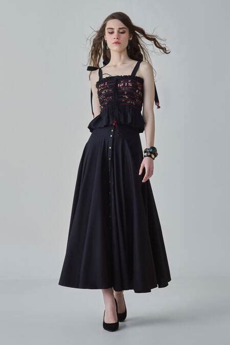Designer Tops for Women | Shop Stylish Collection Here