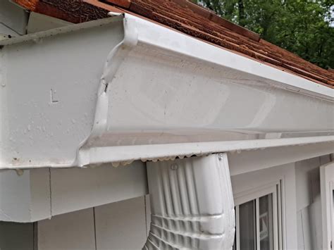 Fix Dripping Gutters 的图像结果