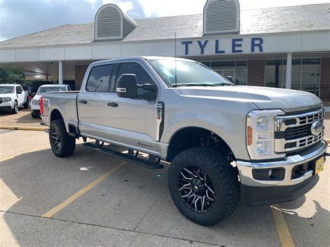 East Texas New Ford and Used Car Dealership - Tyler Ford