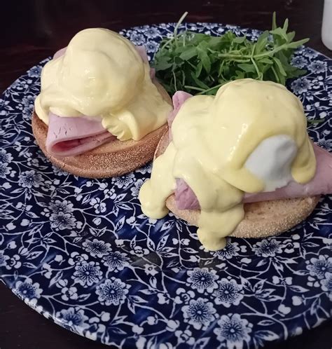 THE BRIGGATE, WETHERSPOON, Garforth - Restaurant Reviews, Phone Number ...