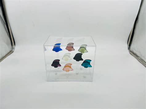 Lalique 8 Fish Multicolored and Lucite Box Aquarium For Sale at 1stDibs