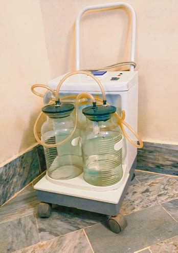 How to Use Suction Machine 的图像结果